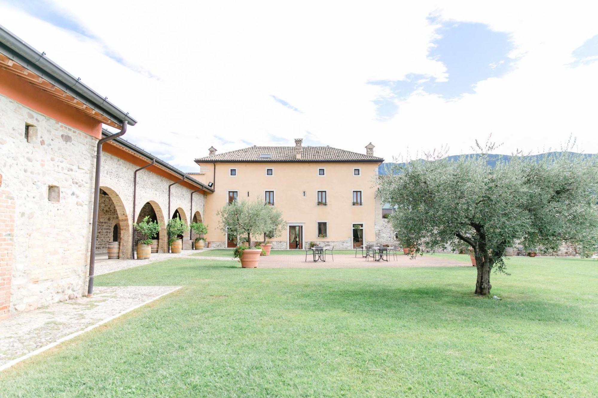 Tenuta La Presa 卡普里诺韦罗内塞 外观 照片