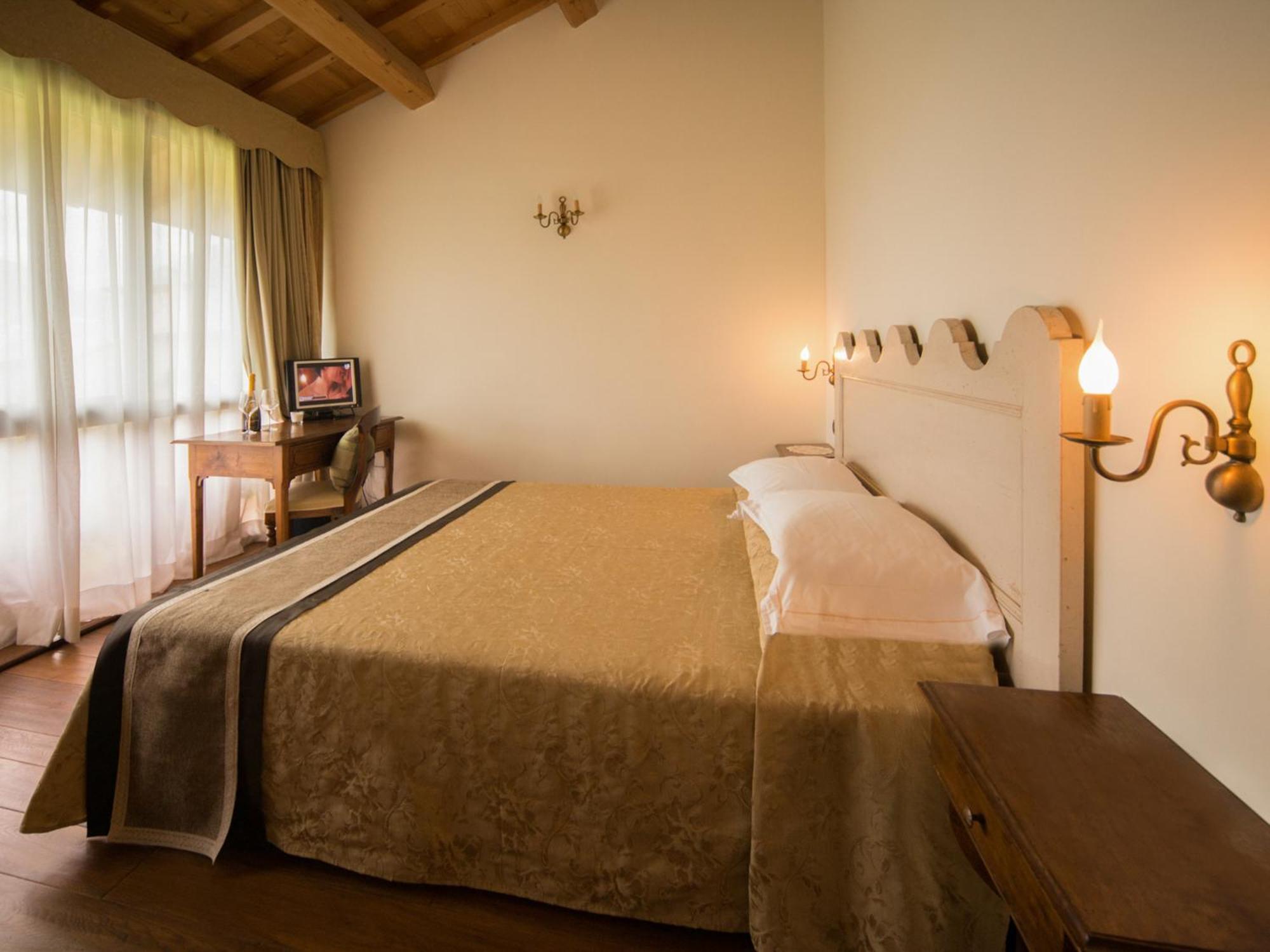 Tenuta La Presa 卡普里诺韦罗内塞 外观 照片